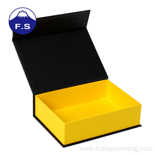 Luxury Paper Fashion clothing folding cardboard Magnet box